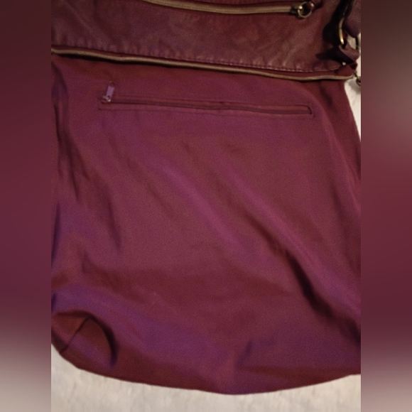 Stone Mountain Shoulder Bag NWT - Picture 9 of 13